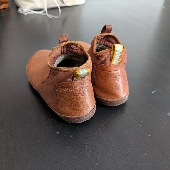 Vivobarefoot City Proof Chelsea Boot - Picture 2 of 6